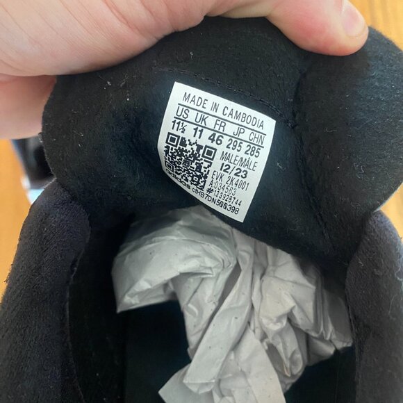 Addidas Samba Classic Black w/ Gum Sole - Size 11.5 M - Picture 5 of 5